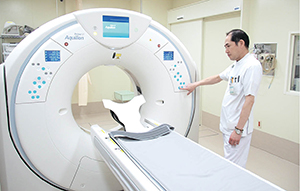 救急部門ではSUREPositionなどで迅速な検査を実現