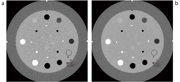 図9　Catphan600のCTP404モジュール a：120kVp画像（SD：12.03）　b：70keV画像（SD：8.25）