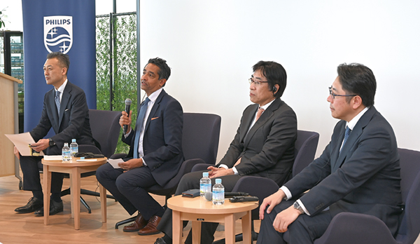 Atul Gupta 氏 陣崎雅弘 氏 五島 聡 氏 門原 寛 氏 Atul Gupta 氏 陣崎雅弘 氏 五島 聡 氏 門原 寛 氏