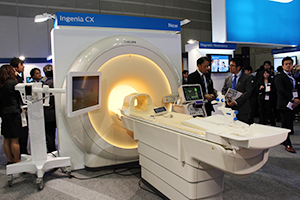 グラディエントパフォーマンスの高いハイエンドMRI Ingenia CX