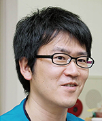 中野　仁 技師