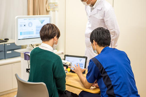 順天堂大学とMELTIN,ロボットニューロリハビリテーション機器を用いた脳卒中後上肢麻痺の治療効果研究について共同研究契約を締結 順天堂大学とMELTIN,ロボットニューロリハビリテーション機器を用いた脳卒中後上肢麻痺の治療効果研究について共同研究契約を締結
