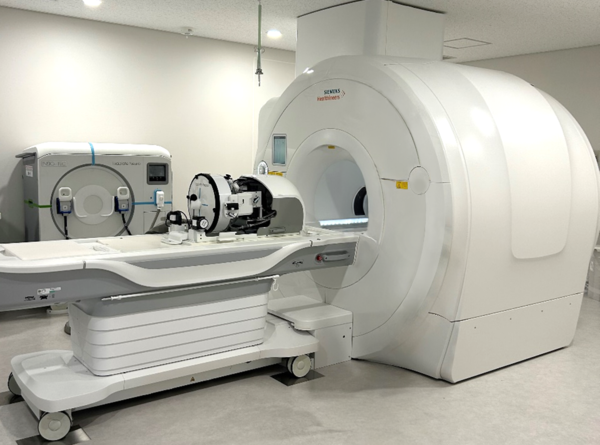 販売名：MAGNETOM ヴィーダ　認証番号：229AABZX00082000