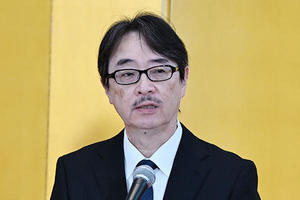 城守国斗 氏（日本医師会）