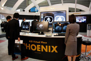 中央に据えられた「AZE VirtualPlace PHOENIX」コーナー