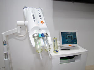 CT用造影剤注入装置「DUALSHOT GX7」