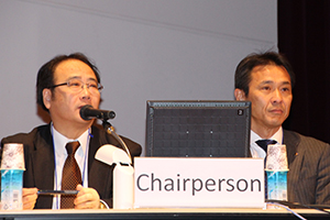 司会：船橋正夫氏（大阪府立急性期・総合医療センター），上川　徹氏（日本サッカー協会）