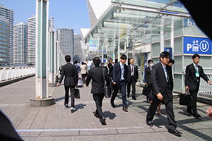 ITEM2014への通路