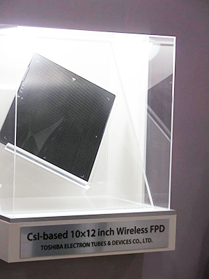 医療機器認証を得て製品化を待つワイヤレスFPDは3サイズをラインアップ予定