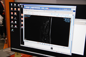 サムネイルから簡単に画像情報などにアクセス可能