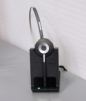 完全なハンドフリーのヘッドセット型音声入力デバイスJabra PRO935