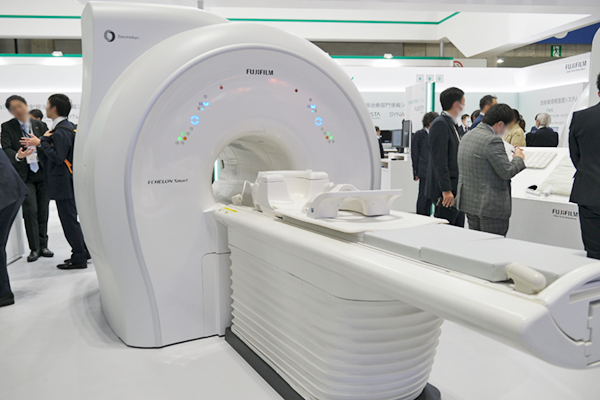 昨年大きな注目集めた「ECHELON Smart ZeroHelium」はすでに全国で55台が導入 昨年大きな注目集めた「ECHELON Smart ZeroHelium」はすでに全国で55台が導入