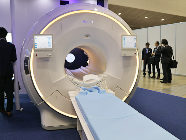次世代ヘリウムフリーMRI「BlueSeal」 次世代ヘリウムフリーMRI「BlueSeal」