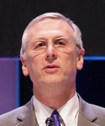 Annual Oration in Diagnostic Radiologyの講演を行うMichael P. Recht, M.D.