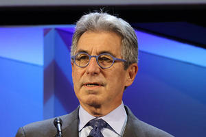 Opening Sessionで講演したGeoffrey S. Ginsburg, M.D., Ph.D.