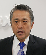 滝沢一浩 氏（社長）