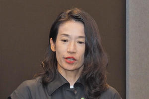 大塚尚子 氏(執行役員常務グローバルソリューション) 大塚尚子 氏(執行役員常務グローバルソリューション)