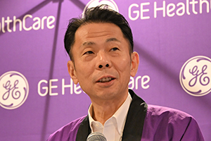 開会の挨拶をする加藤公一 氏（GEヘルスケア・ジャパン MR部部長）
