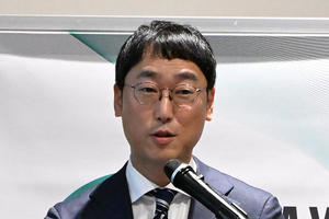 鈴木洋輔 氏（代表取締役社長）