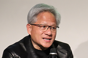 ジェンスン・フアン 氏（NVIDIA創業者/CEO）