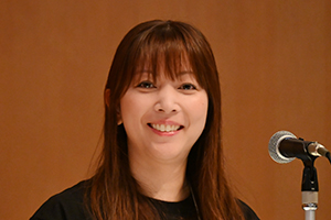 基調講演座長：谷　和紀子 氏（神戸大学医学部附属病院）